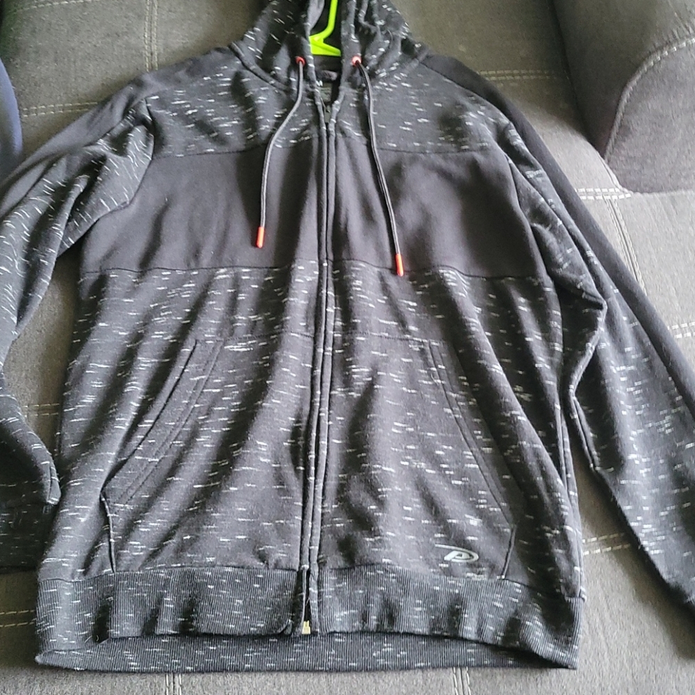 Pro Player Zip-Up size Medium